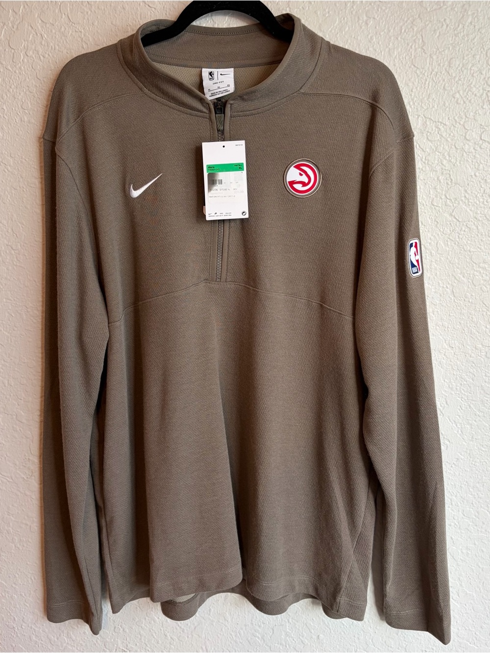 Atlanta Hawks Nike Team Issued 1/2 Zip Taupe Pullover - Men’s XL NBA NWT